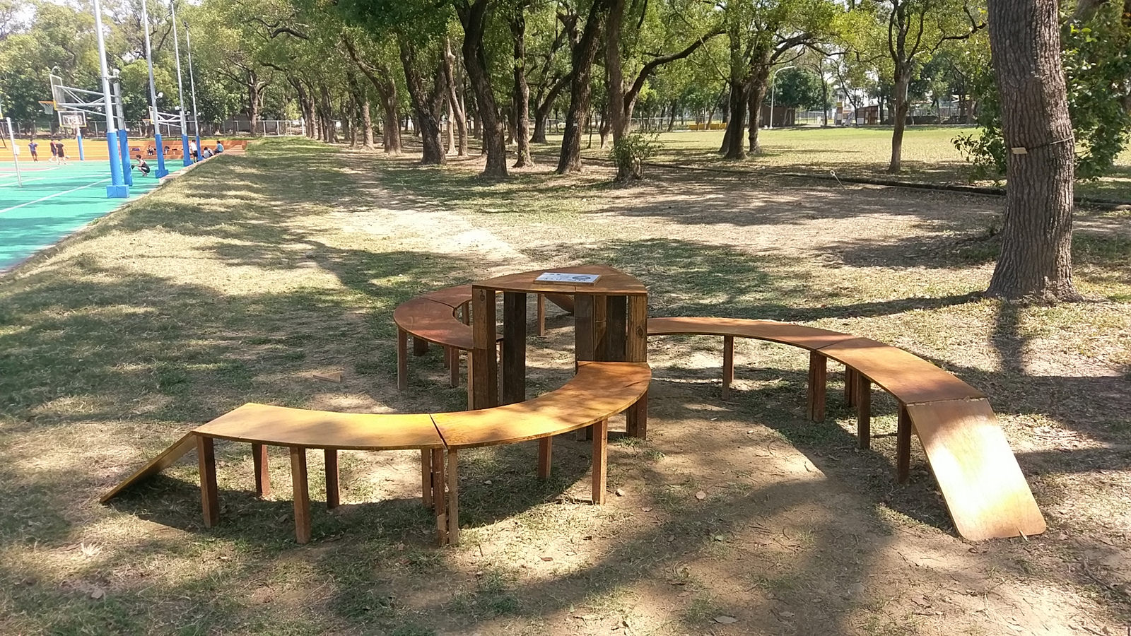 2017年国立勤益科技大学景观学系创意户外座椅设计