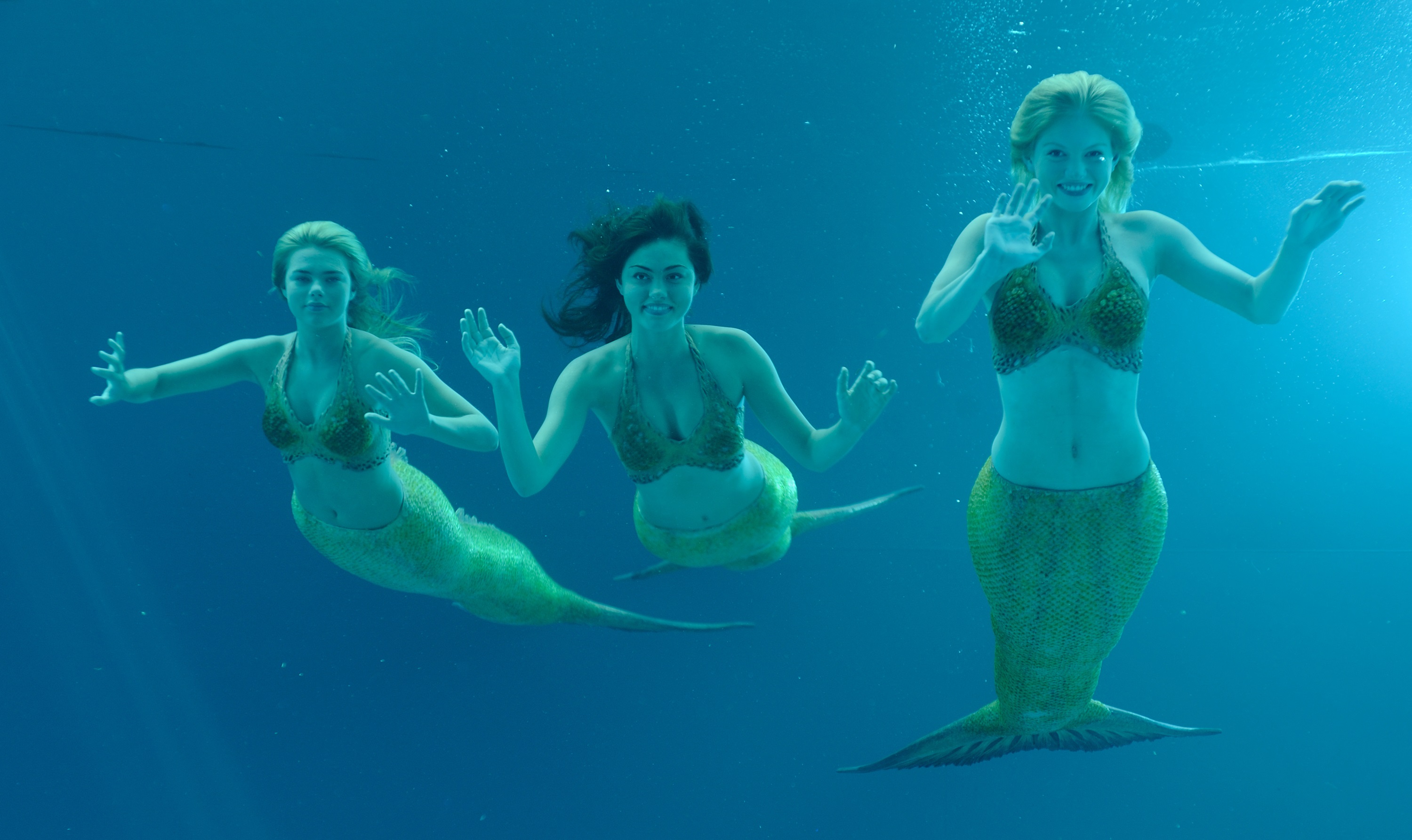 Ebony mermaid practicing underwater bikini