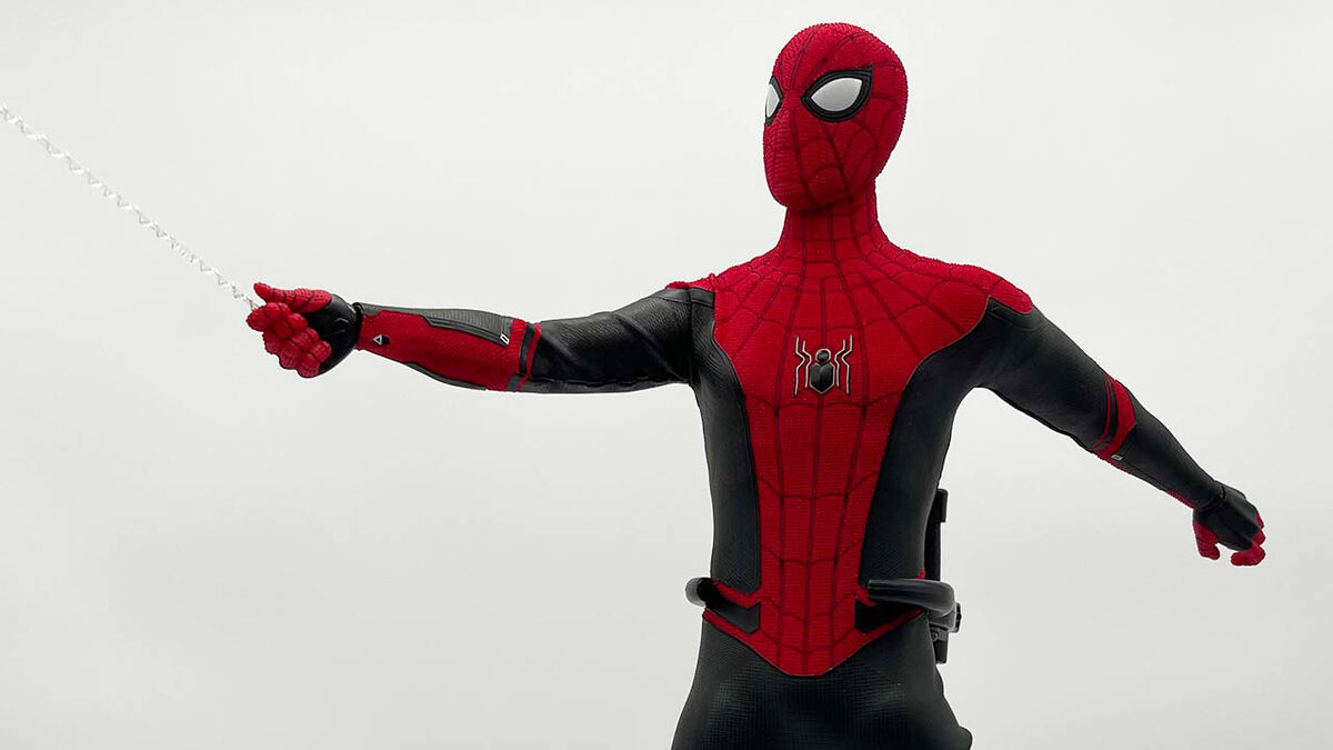 From Mysterio to Spider-Gwen, Spider-Man Hot Toys Figures Cover the  Multiverse | Fandom