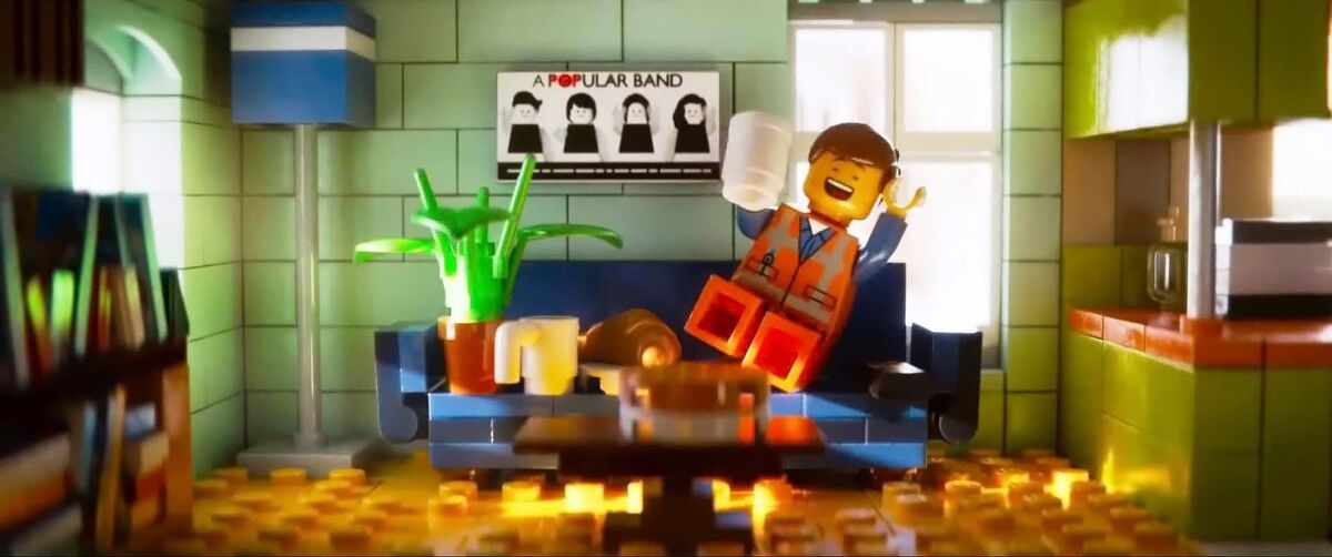 Emmet_at_home_2_LEGO_movie