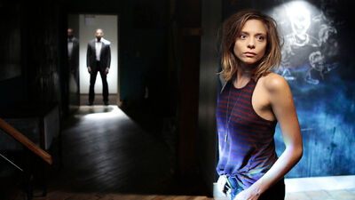 5 Reasons to Watch USA's 'Falling Water'