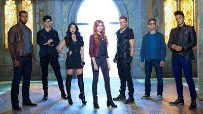 NYCC: 'Shadowhunters' Sneak Peek at Season 2 and Guest Director Paul Wesley