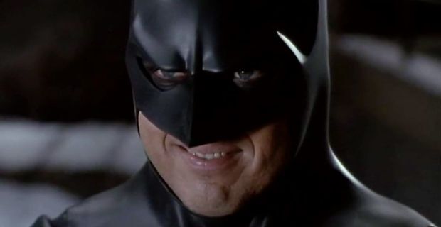 michael-keaton-batman-smile