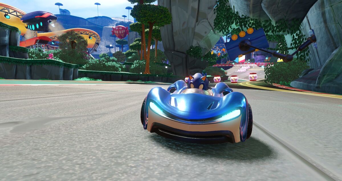 Close up of Sonic in his traditional kart