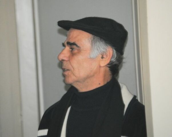 ملف:Omar Eshamaa.jpg
