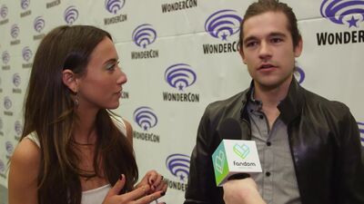 Stella Maeve and Jason Ralph Tell What Fans May Not Know About Their 'Magicians' Characters