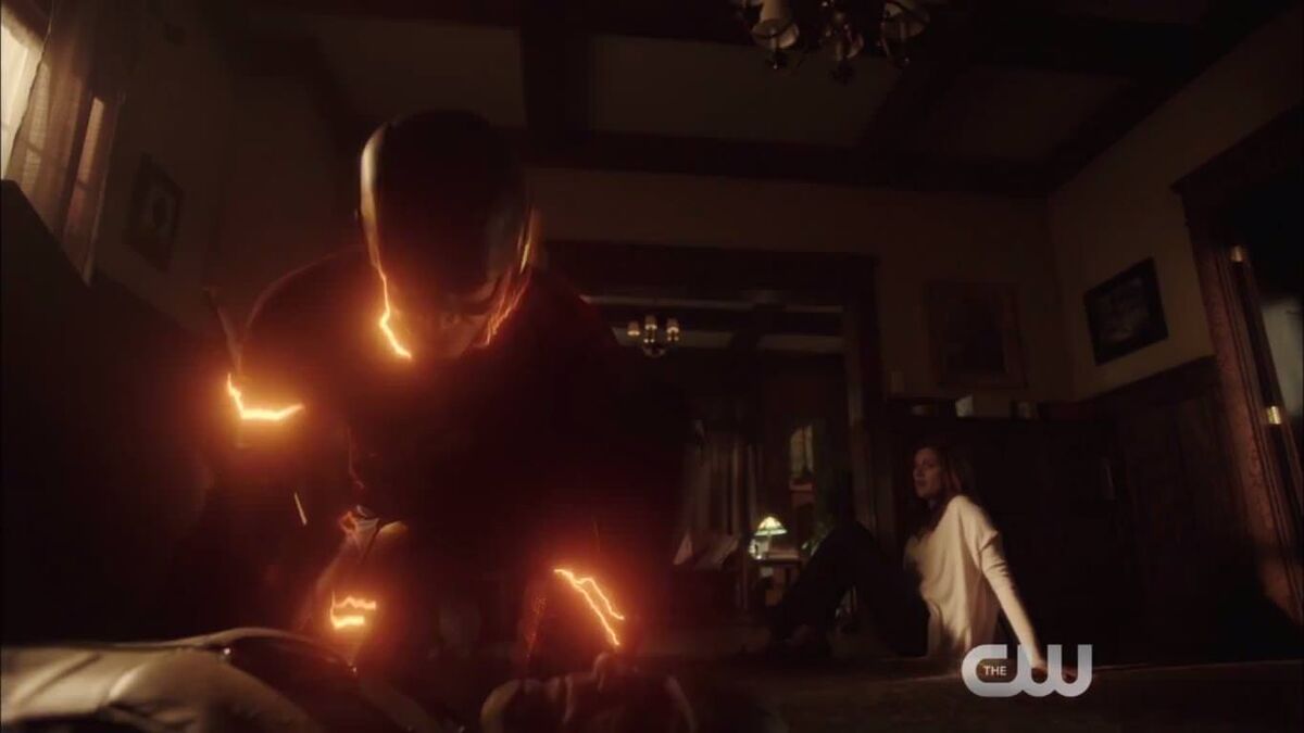 the-flash-run-devil-run-trailer-barry-reverse-flash