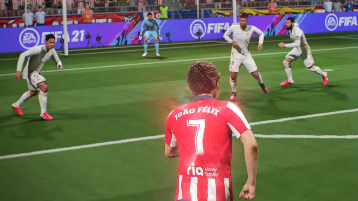 Learn How to Defend in FIFA 18