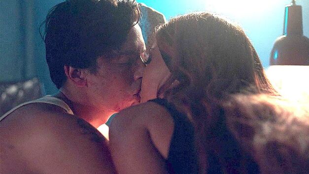 Riverdale Jughead and Toni Kiss