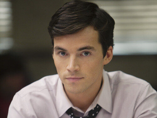 ian-harding-pretty-little-liars