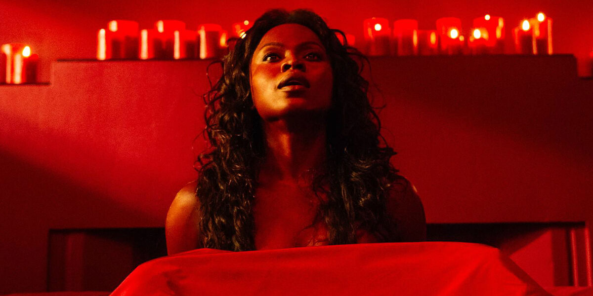 Yetide Badaki's Bilquis demands worship in American Gods