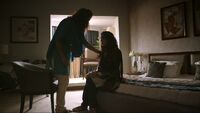 In1x10 Divya and Ayesha
