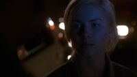 2x18 Kim at store