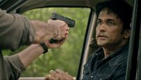 In1x12 Kartik at gunpoint