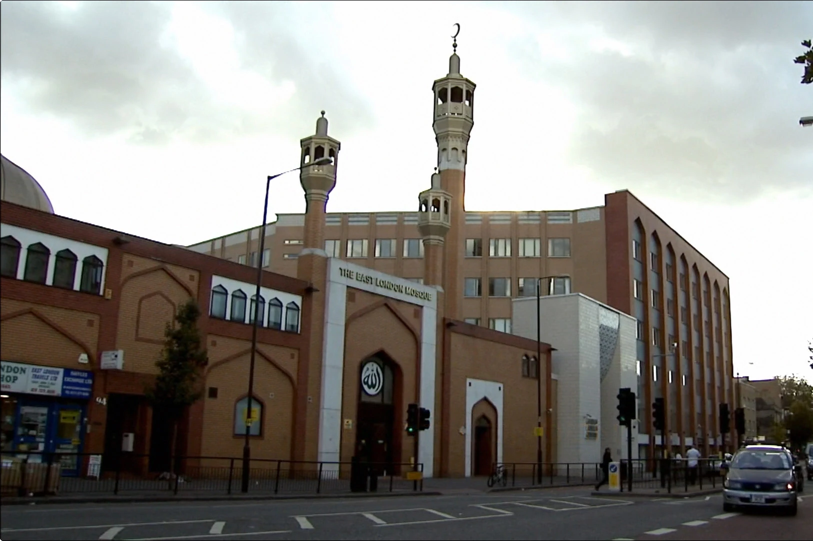 East London Mosque | Wiki 24 | FANDOM powered by Wikia