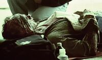 2x04 Luke being treated