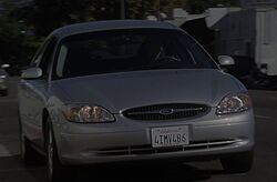 1x07FordTaurus