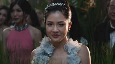 'Crazy Rich Asians' Review: A Rom-Com Filled With Style and Heart