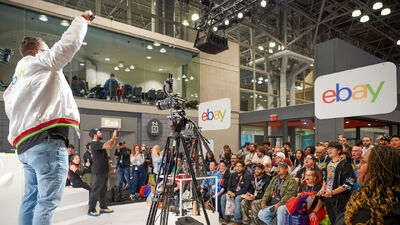 Fandom’s Live Auction at MCM Comic Con London ft. Johnny Chiodini
