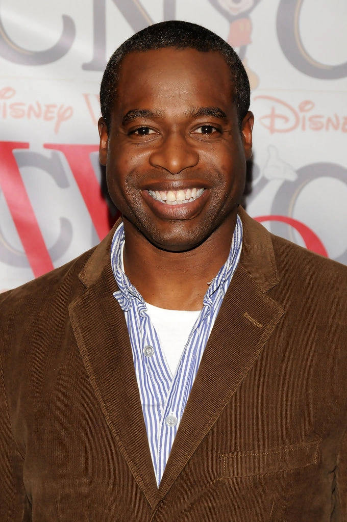 Image - Phill Lewis.png | 2 Broke Girls Wiki | FANDOM powered by Wikia