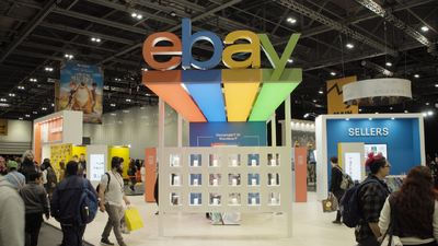 London Comic Con Highlights | eBay Trading Card Booth