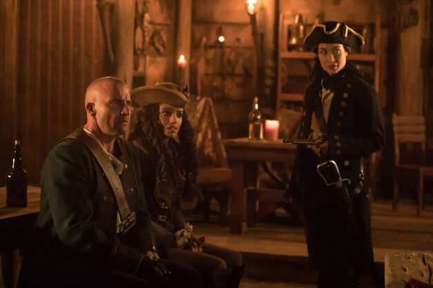 Legends of Tomorrow Pirates