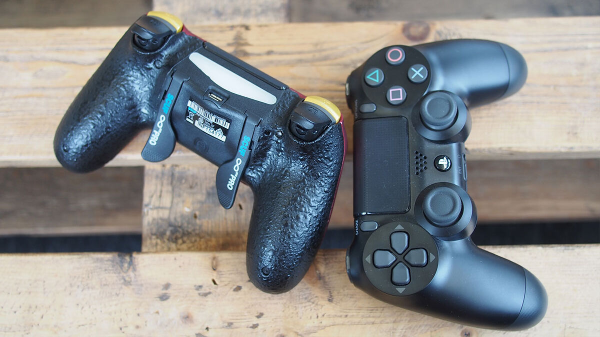 SCUF Infinity 4PS Pro and Sony DualShock 4