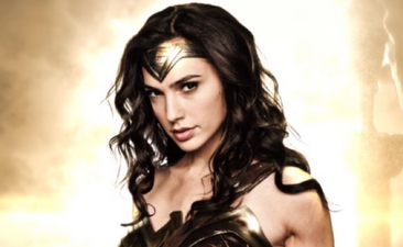 'Wonder Woman' Director Says the Movie Is 'Superman' Meets 'Casablanca'