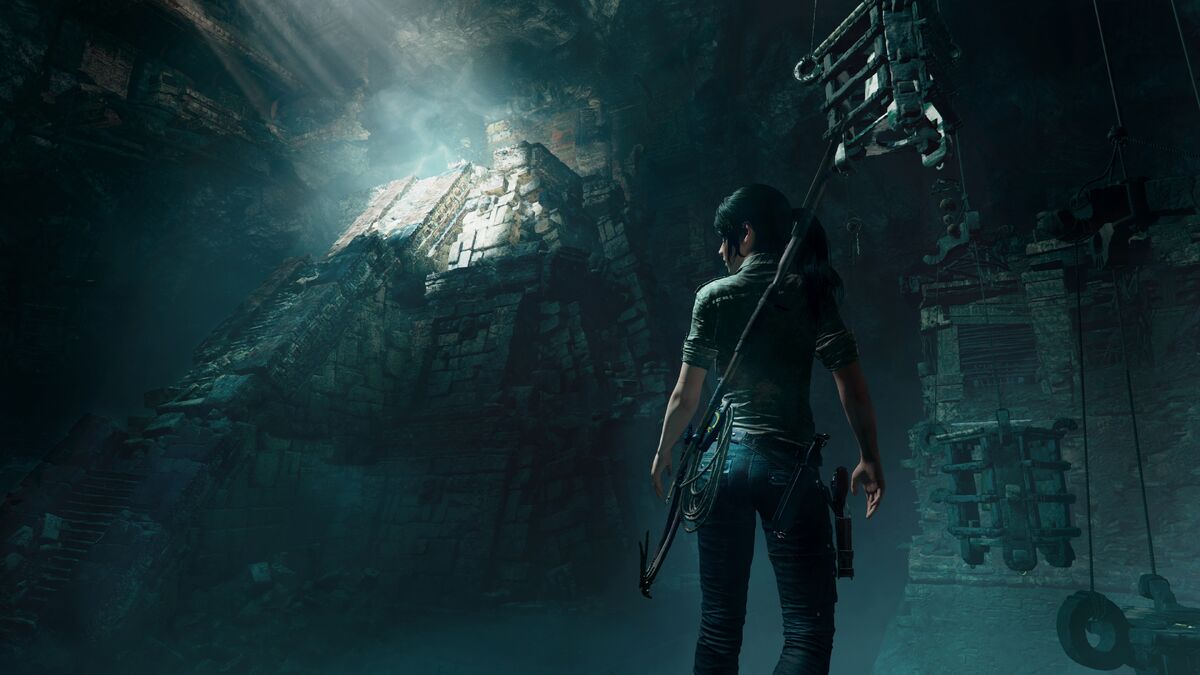 Lara exploring an Aztec tomb in Shadow Of The Tomb Raider