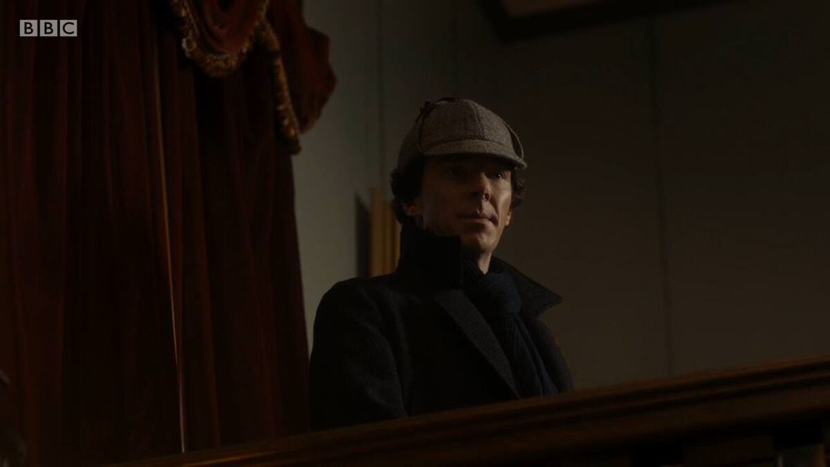 Benedict Cumberbatch Sherlock wearing deerstalker hat