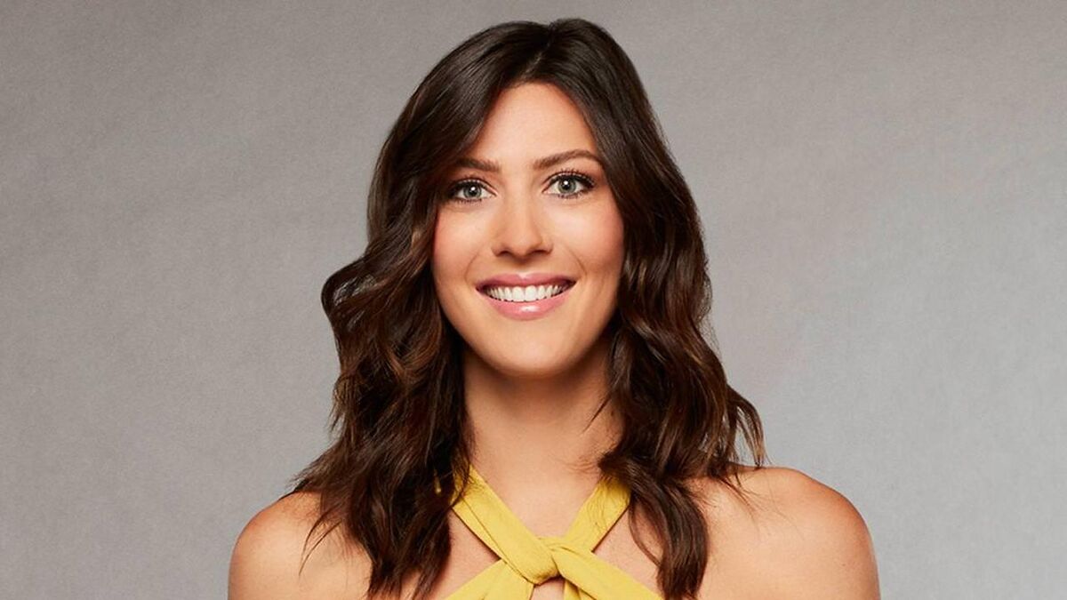 the bachelor becca k