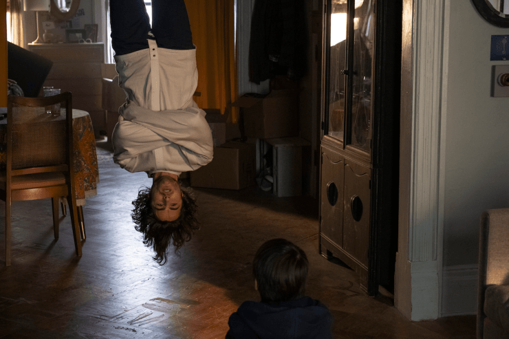 y- the last man-tv-101-straitjacket