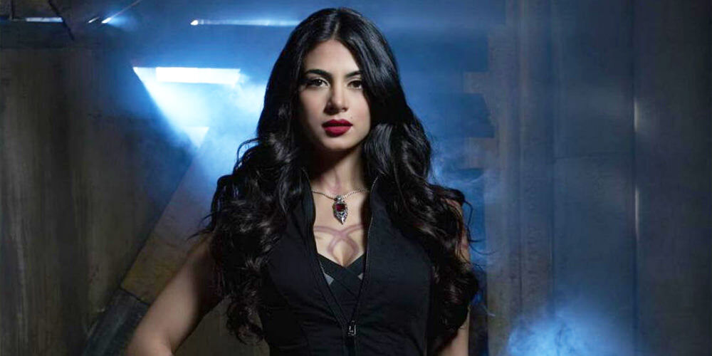 emeraude-toubia-isabelle-in-shadowhunters