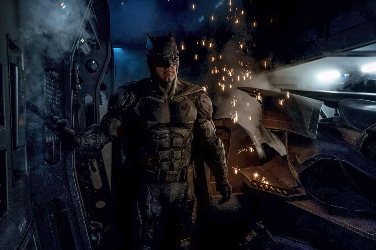 tactical batsuit justice league batman ben affleck