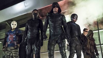 'Arrow' Recap and Reaction: "So It Begins"