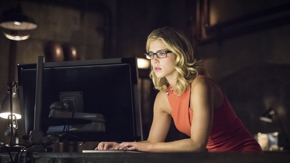 5 Storylines Felicity Smoak Deserves In ‘arrow Season 7 Fandom 9022