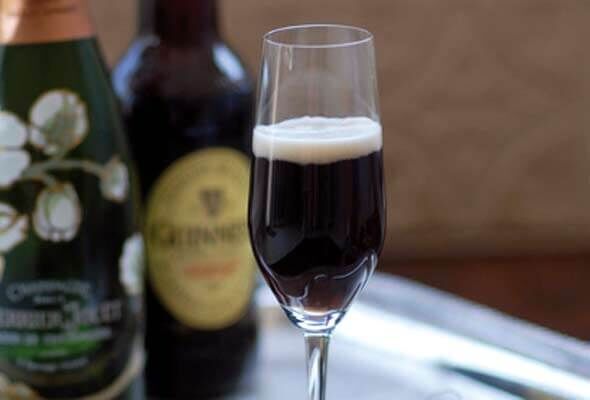 The Black Velvet: Guinness and Bolly