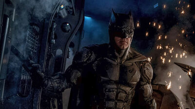 New Batsuit Revealed in 'Justice League' Pic