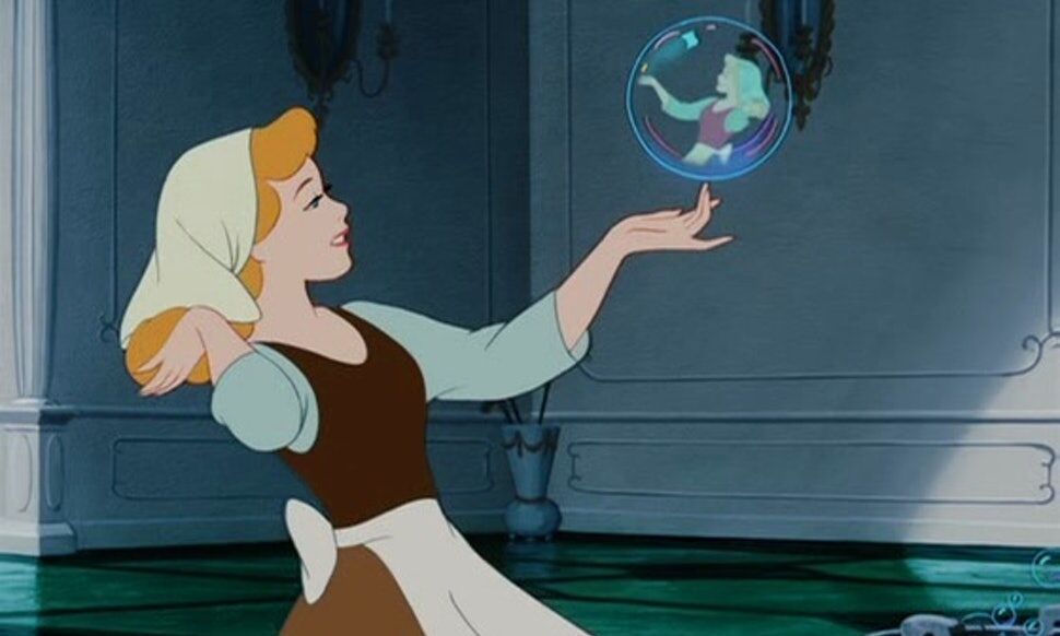 Cinderella looking at her reflection in bubble