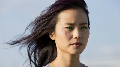 ‘The Gifted’ Star Jamie Chung Teases a Complicated 'Love Thing' For Mutant Blink