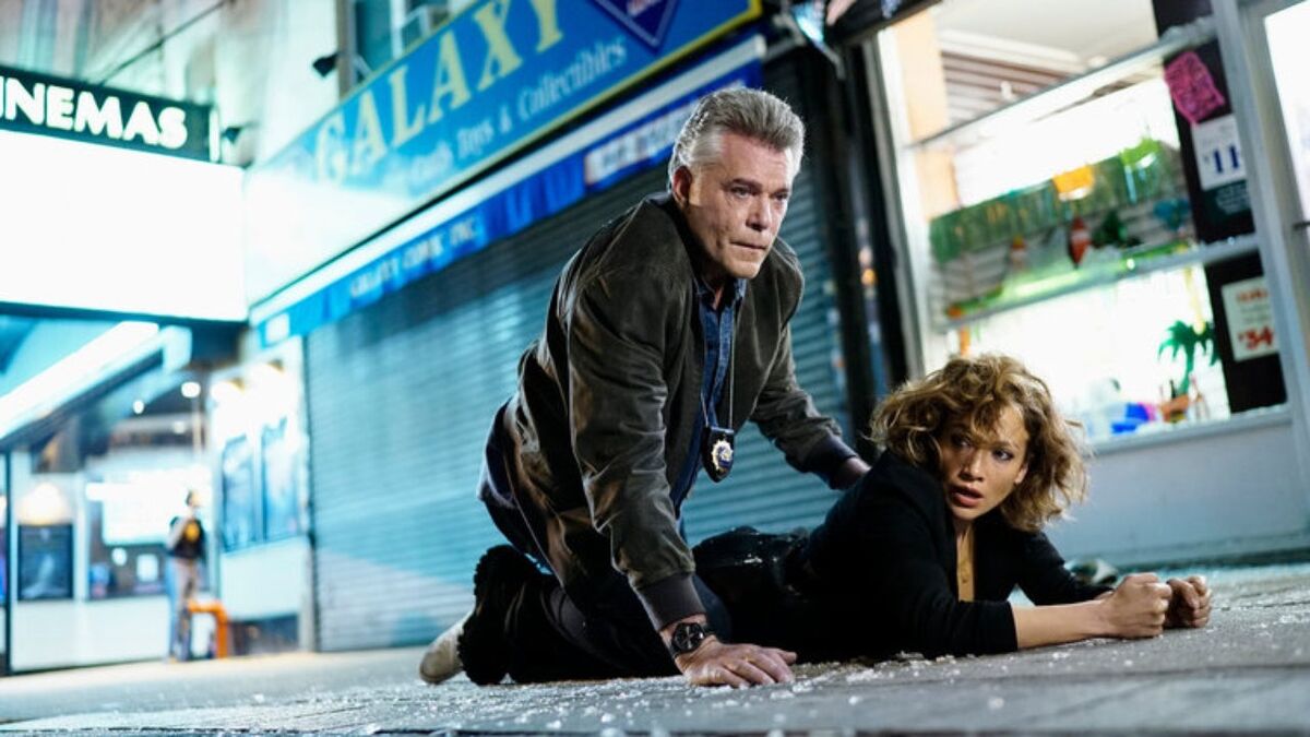 Jennifer Lopez and Ray Liotta in &#039;Shades of Blue&#039;