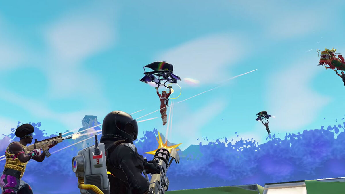 Fortnite Mobile players are fired on while descending from the sky