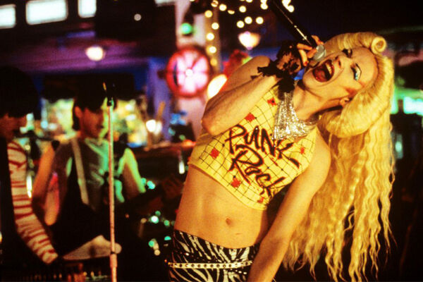 John Cameron Mitchell in Hedwig and the Angry Inch