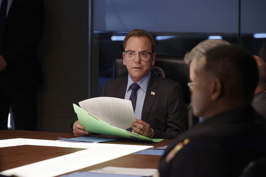 designated-survivor-kiefer-sutherland-reads