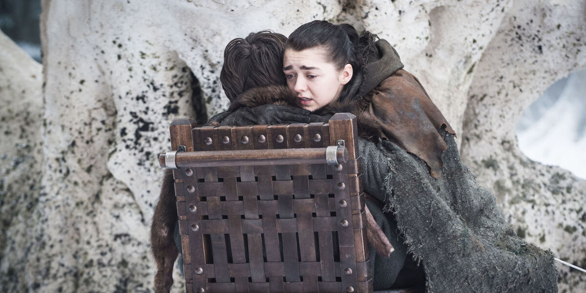 game-of-thrones arya hugs bran