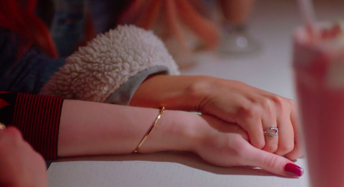 Riverdale Toni Cheryl Holding Hands
