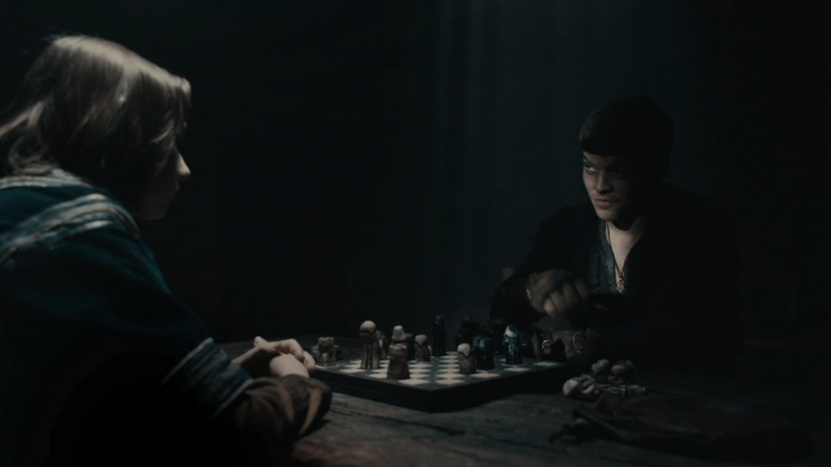Ivar and Alfred play chess Vikings