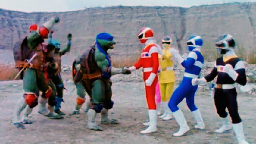 Power Rangers and Teenage Mutant Ninja Turtles meet on a mountain