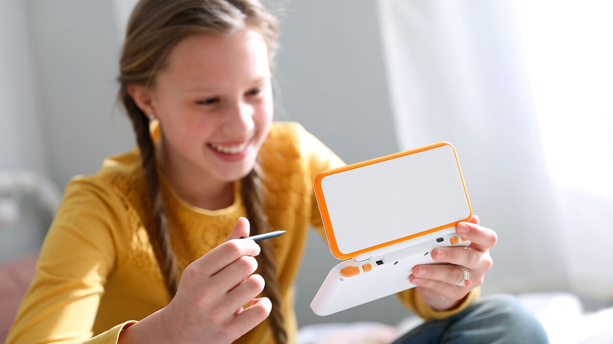 Nintendo 2DS XL