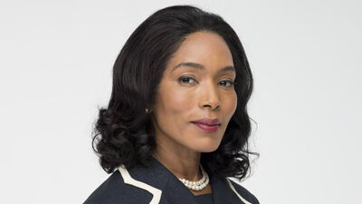 Angela Bassett Added to 'Black Panther' Cast